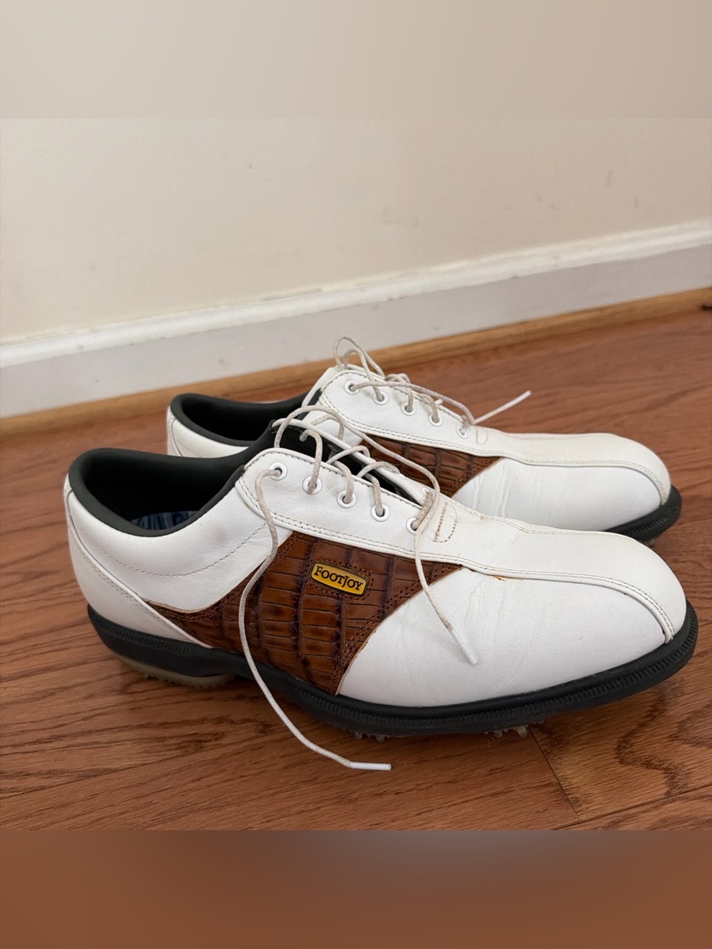 Footjoy Dryjoys ECL Men's 8 M Leather Golf Shoes White Brown Croc Pattern